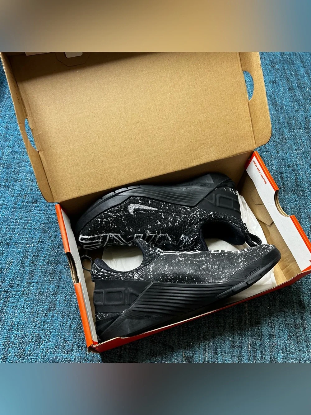Nike React Metcon Slip On Sneakers in Black White Women's Size 7 Gym Training